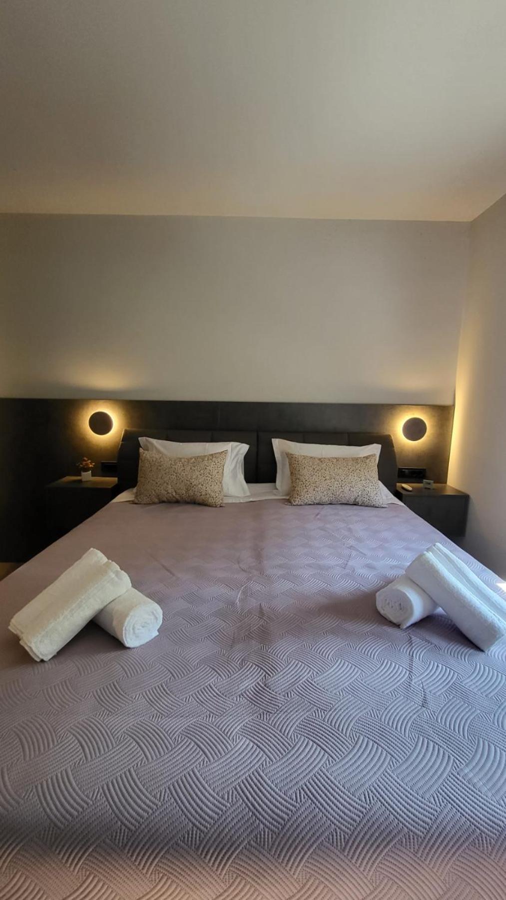Family Suite Peppina ดูบรอฟนิก ภายนอก รูปภาพ